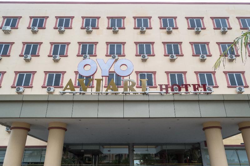 Aviari Hotel Batam Buitenkant foto